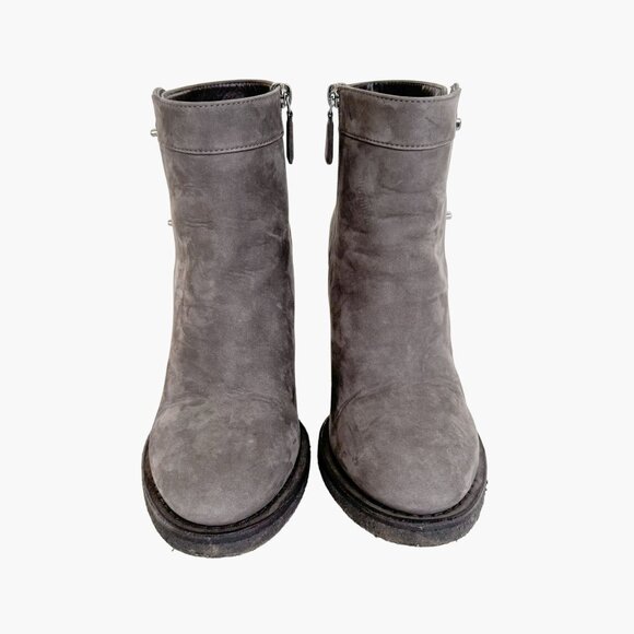 Chanel CC Turnlock Ankle Boots EU 38 US 7-7.5 Grey Suede High Block Heel Bootie - Picture 2 of 14
